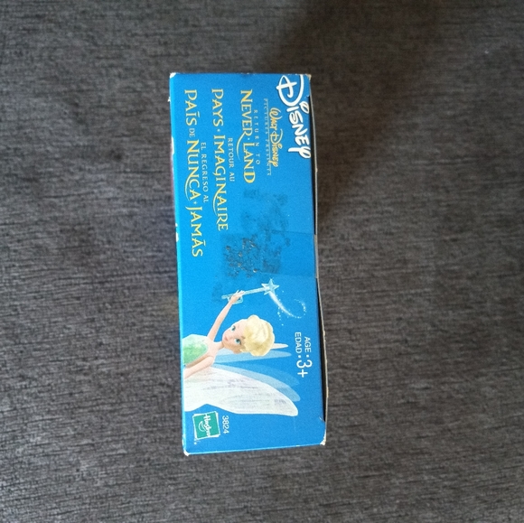 2001 Walt Disney Return to Neverland Tinkerbell - Picture 5 of 6